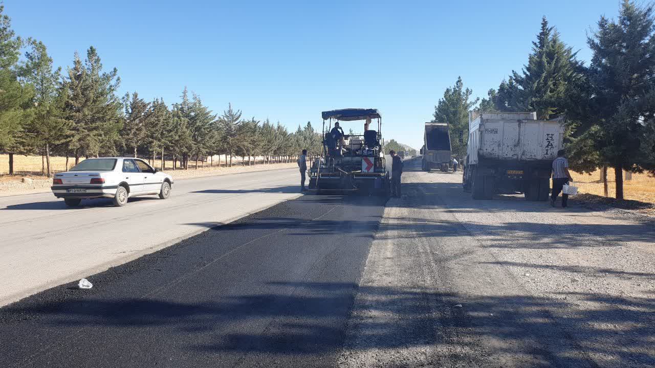 آسفالت ورودی شهر