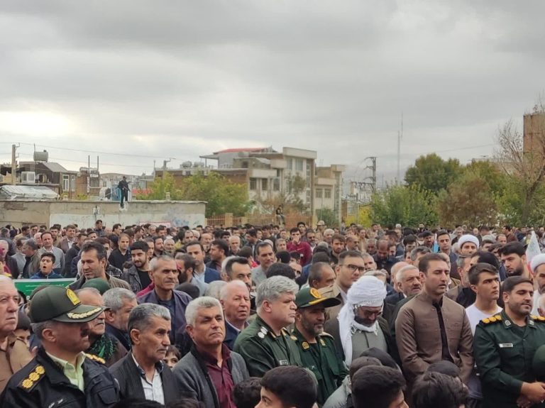 خروش استکبار ستیزی مردم جوانرود در سیزدهم آبان راهپیمایی سیزدهم آبان