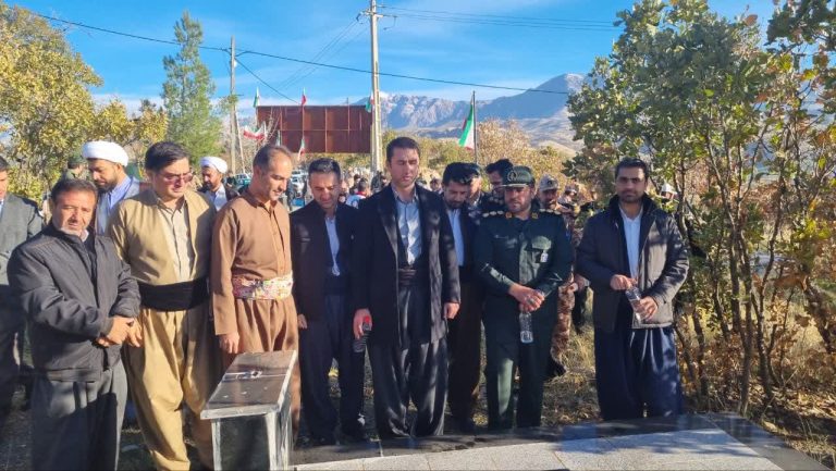 غباروبی مزارشهدا