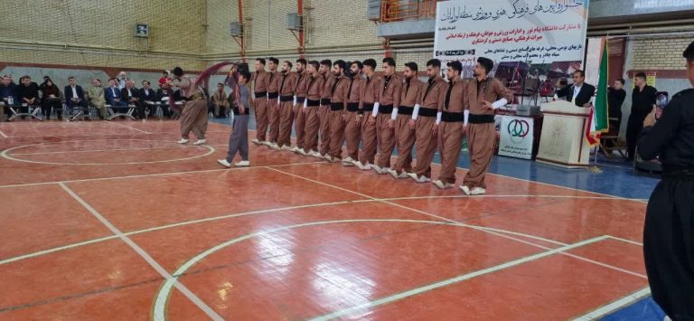 جشنواره آیین های فرهنگی ، هنری ، ورزشی وبومی محلی با حضور پرشوردانشجویان