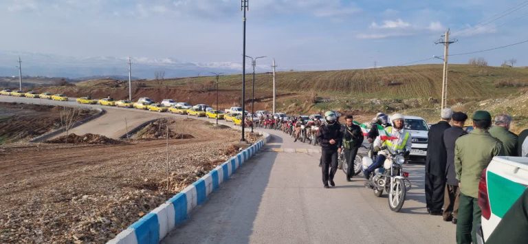 رژه ناوگان تاکسیرانی و موتورسواران جوانرود به مناسبت دهه مبارک فجر