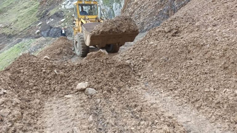 عملیات ریزش برداری از ۱۵ مقطع درجوانرودانجام شد عملیات ریزش برداری از 15 مقطع درجوانرودانجام شد