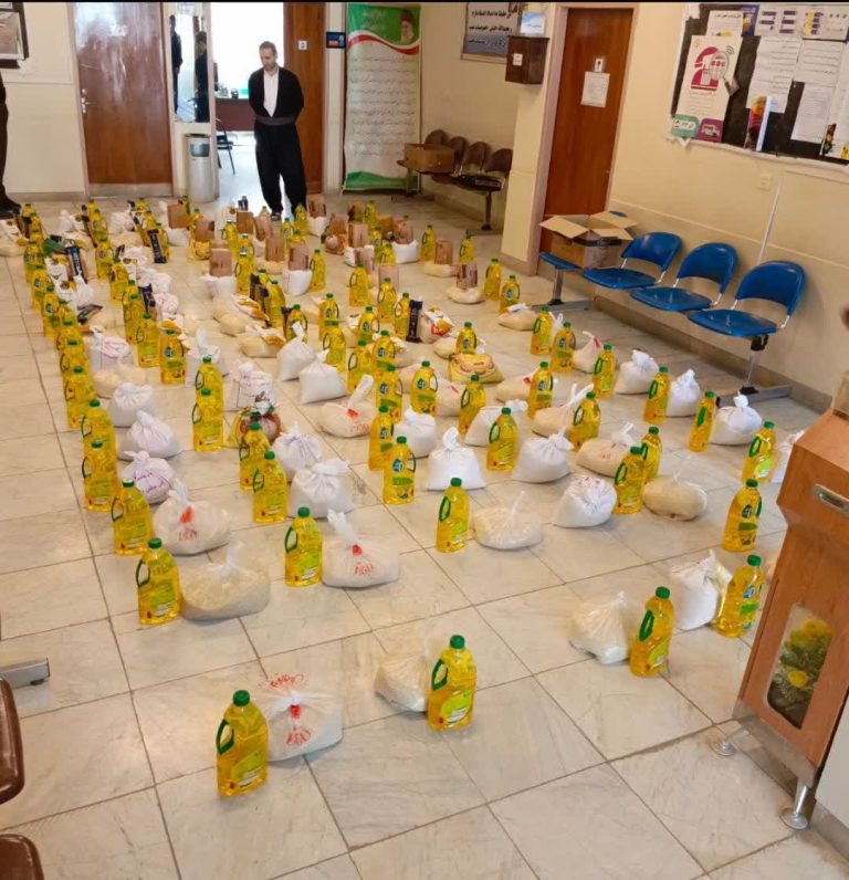 اهدای بسته معیشتی به مناسبت ماه مبارک رمضان