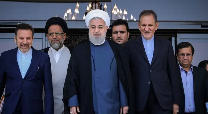 تفکر غربگرایی مسبب اصلی مشکلات کشور است