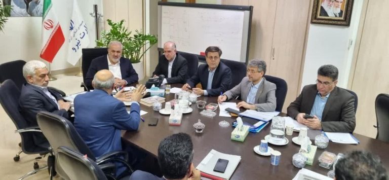 پیگیر مشکلات تأمین آب منطقه اورامانات هستیم