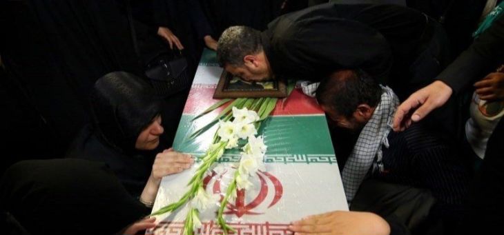 همیشه پشتیبان روحانیت و اسلام باشید