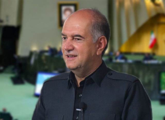 انتقاد نماینده اورامانات از اجرای ناقص حقوق بازنشستگان/ درخواست اصلاح فوری احکام