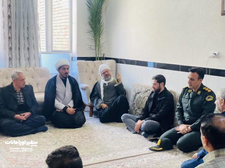 دیدار اعضای شورای تامین شهرستان جوانرود با خانواده شهدای رمضان