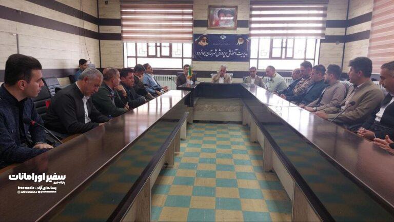 آموزشیاران نهضت سوادآموزی جوانرود تجلیل شدند