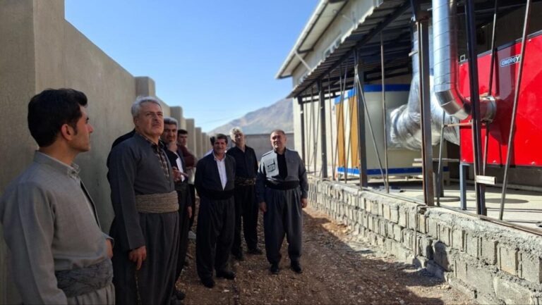 بازدید میدانی فرماندار جوانرود از واحدهای تولیدی